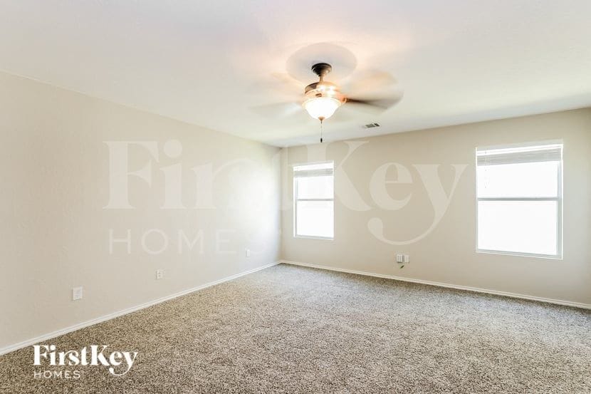 Building Photo - 114 Prato Palma