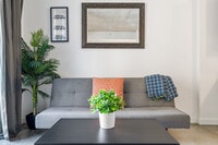 Building Photo - 165 SE 1st St