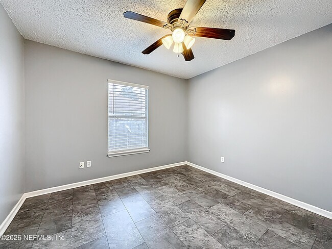 Building Photo - 3020 Golden Pond Blvd