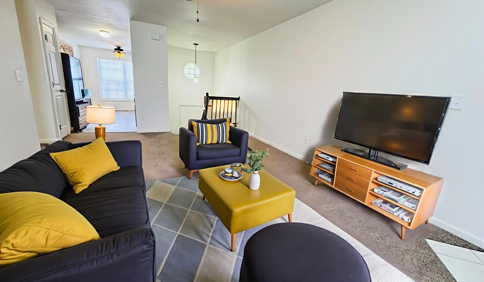 Building Photo - 5942 NE 42nd St