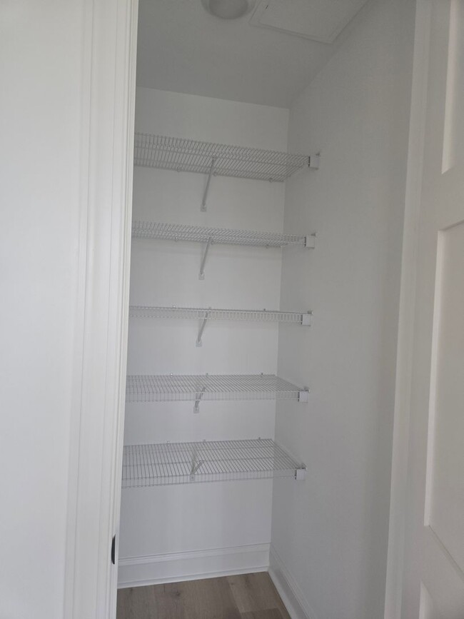 Building Photo - $1600 per bedroom. Brand new and waiting f...