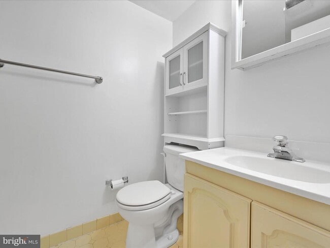 Building Photo - 411 Conestoga Rd