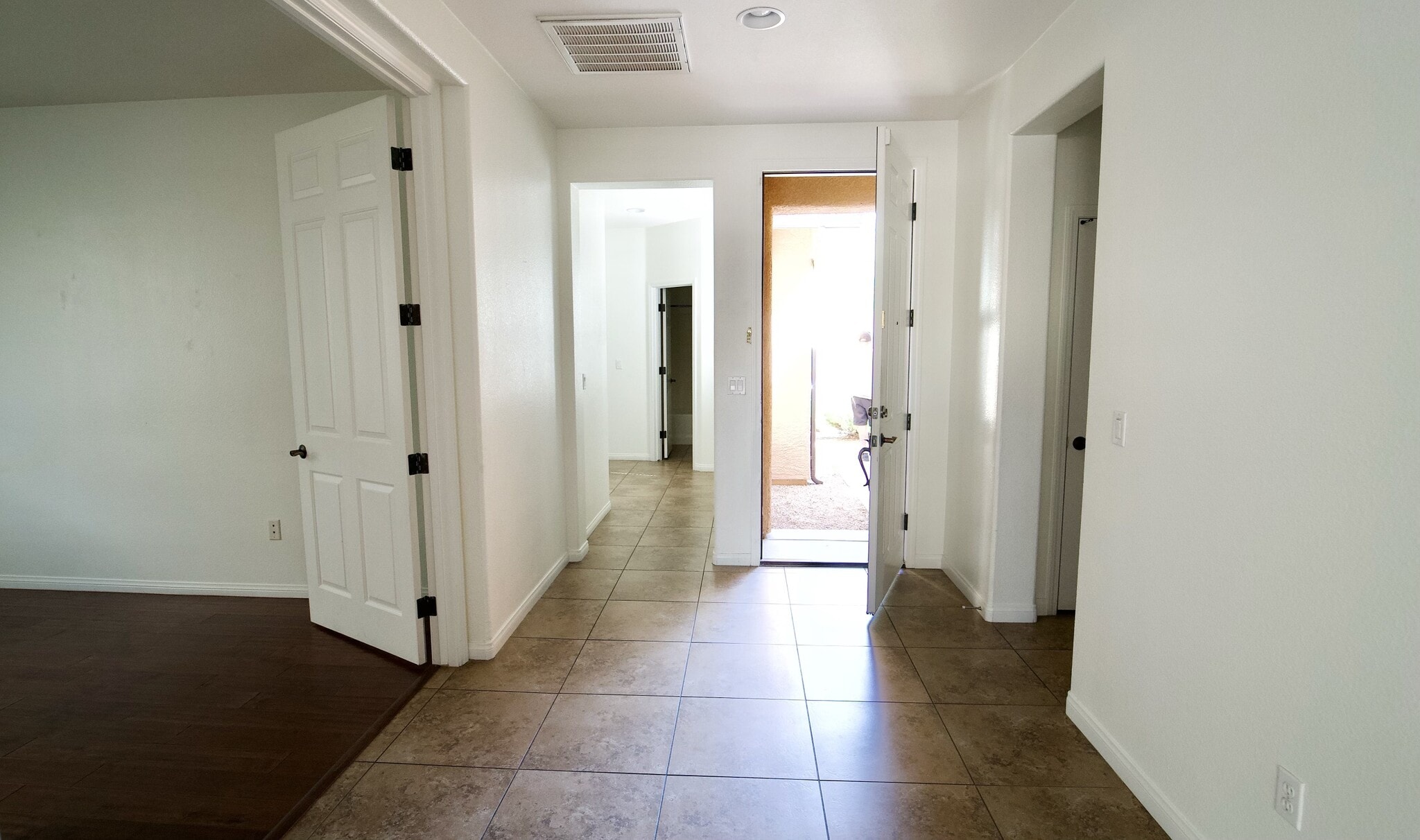 Building Photo - 7467 Horizon Rock Ave