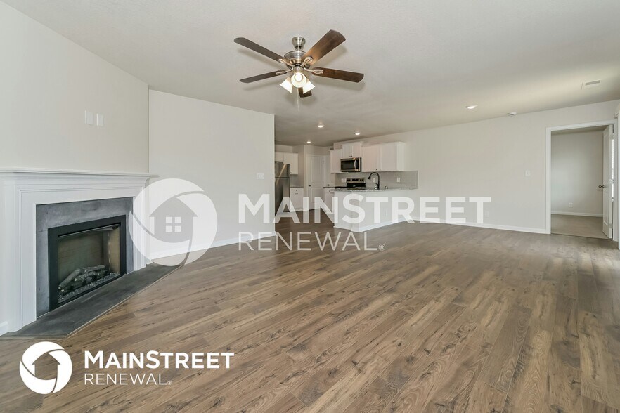 Building Photo - 4630 Hay Wagon Ln