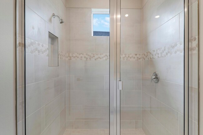 Building Photo - 8901 Dahlia Cir