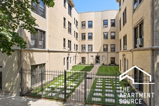 Building Photo - 1608 W Sunnyside Ave