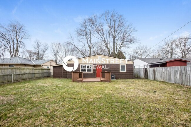 Building Photo - 1638 Clyde Pl