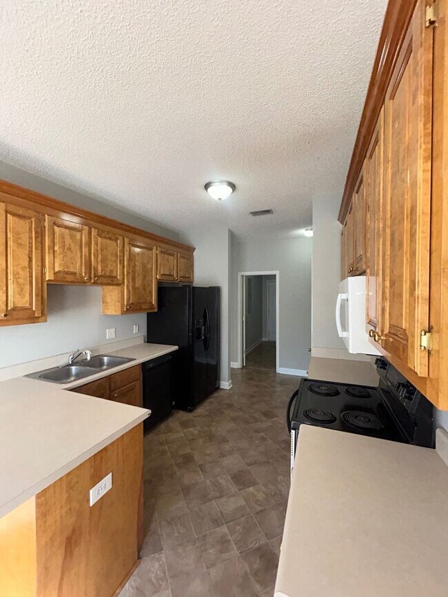 Building Photo - 329 Anden Hall Dr