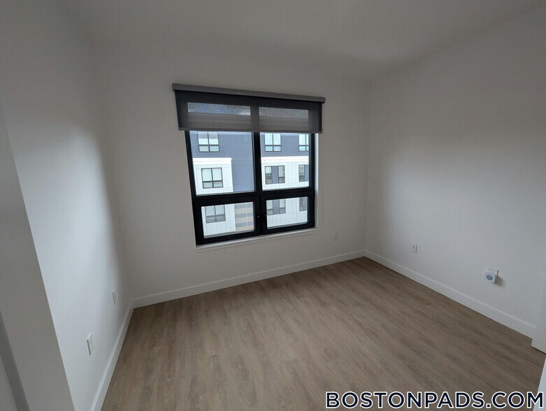 Building Photo - 199 Gardner St