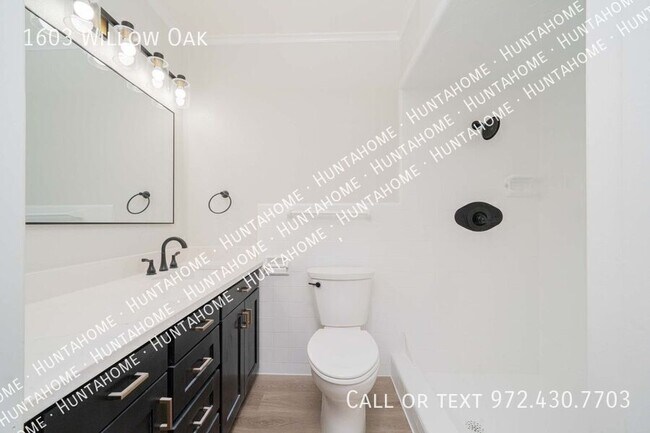 Building Photo - 1603 Willow Oak Dr