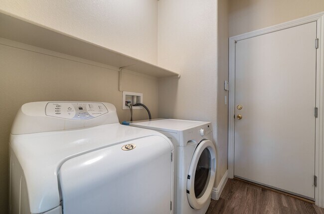 Building Photo - Charming Home with 2 Primary Bedrooms with...