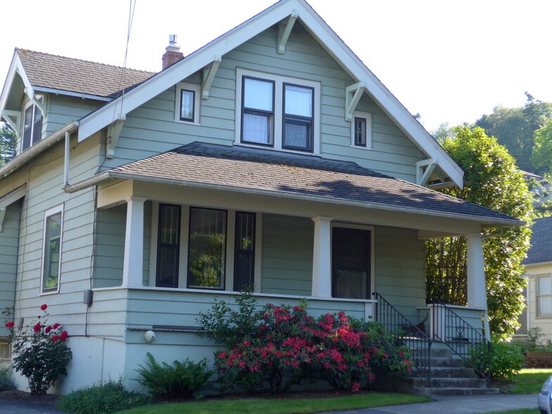 Building Photo - 402 S Idaho St