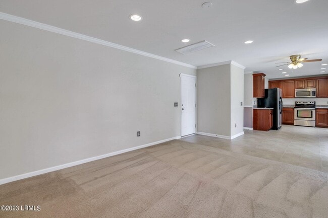 Building Photo - 7 Harbison Pl