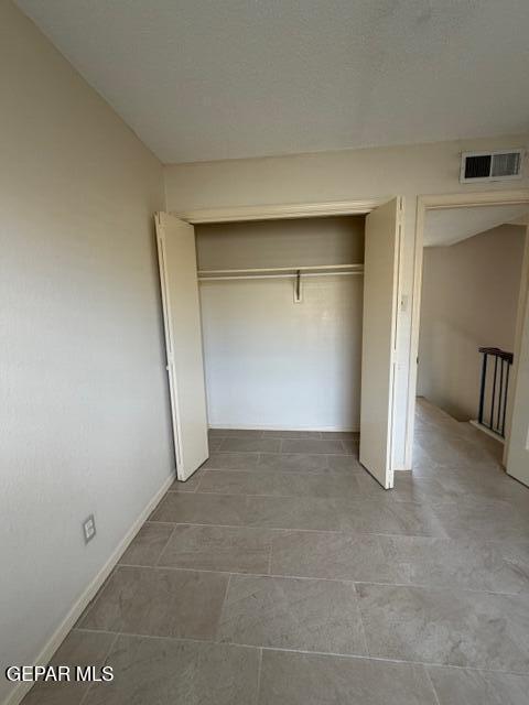 Building Photo - 7041 Orizaba Ave