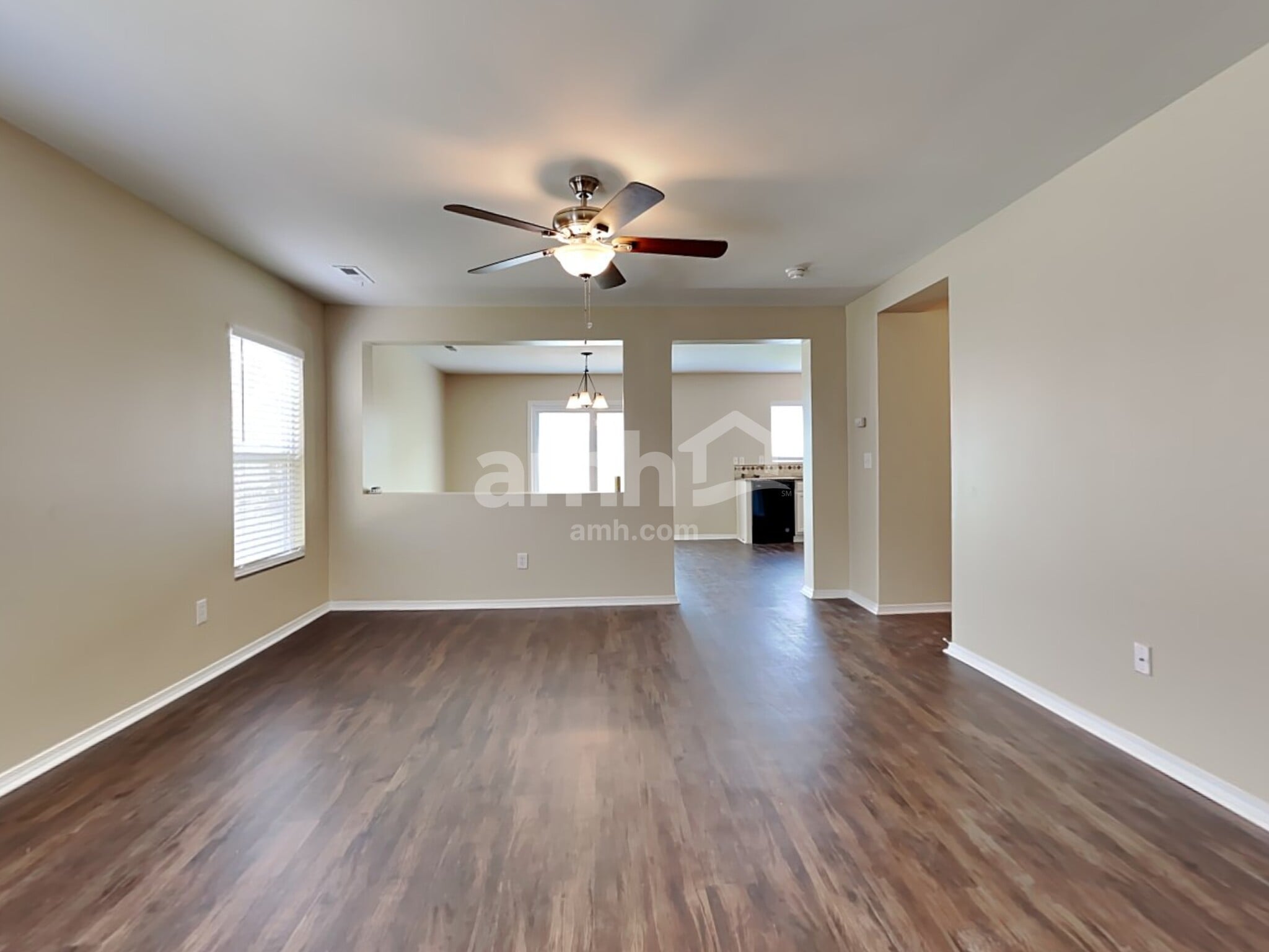 Building Photo - 8859 Arbor Glen Dr