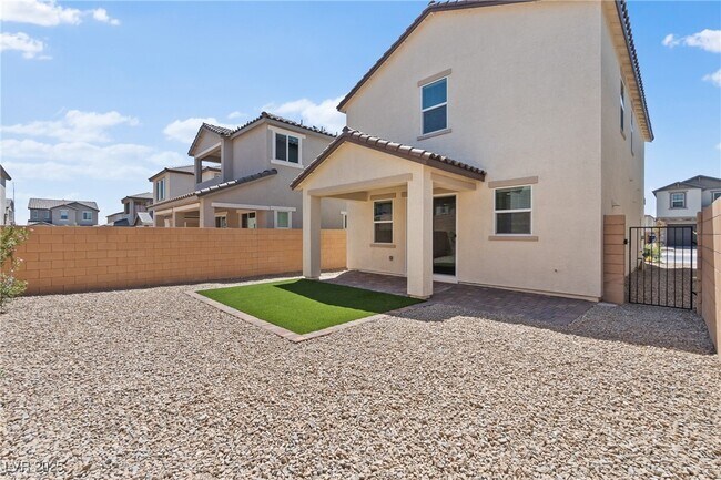 Building Photo - 966 Ferodale Ave