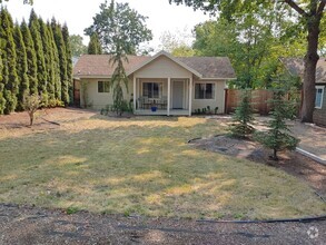 Building Photo - Sanders Beach Beauty-Short Term Rental Ma...