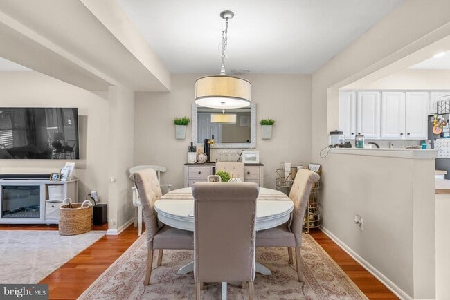 Building Photo - 45 Fulmar Dr