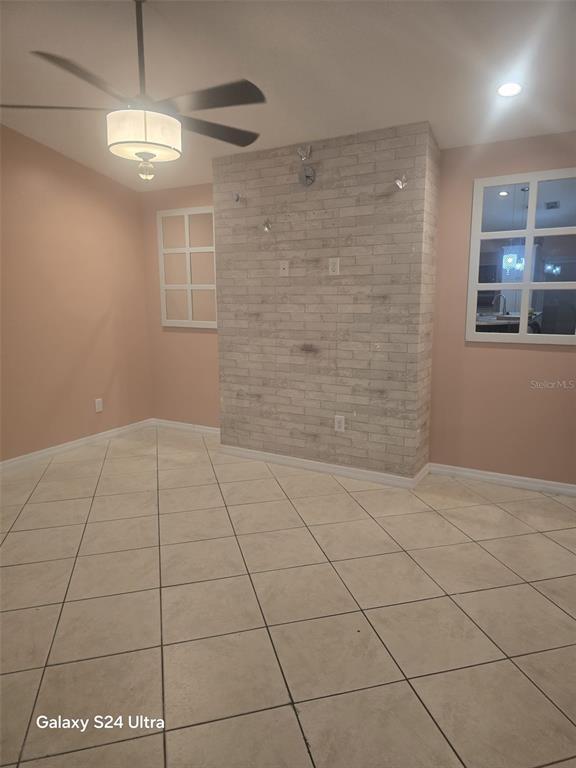 Building Photo - 2358 Harbor Town Dr