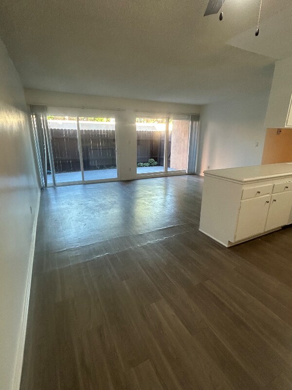 Building Photo - 10200 De Soto Ave