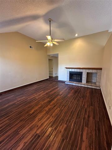 Building Photo - 650 Hood Dr