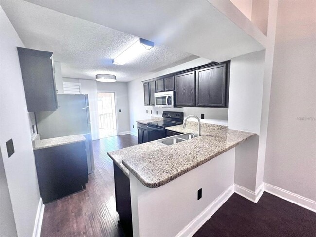 Building Photo - 7828 Hardwick Dr