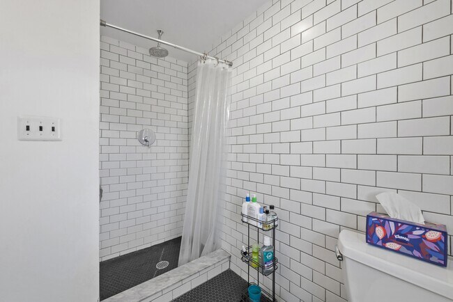 Building Photo - 2209 Duker Ct
