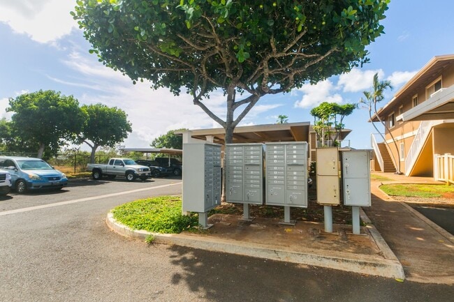 Building Photo - Suncrest in Ewa Gentry: 1-bed, 1-bath, 2-parking - PET Friendly !