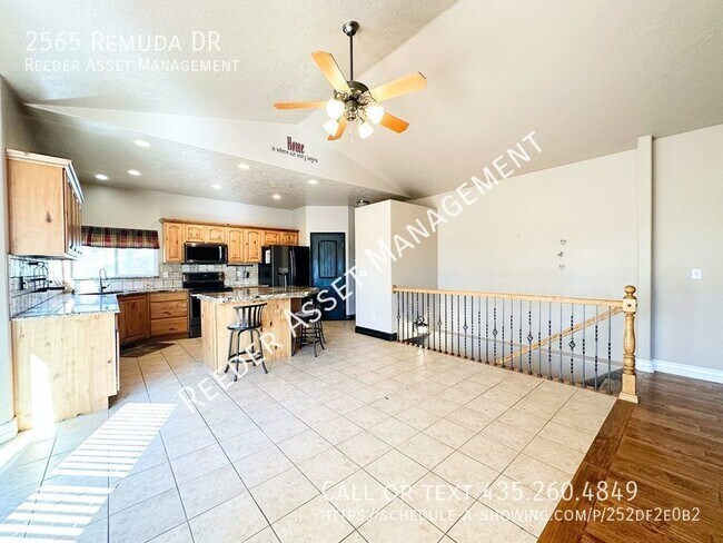 Building Photo - 2565 Remuda Dr