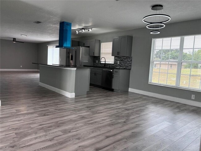 Building Photo - 134 Pansy Ct