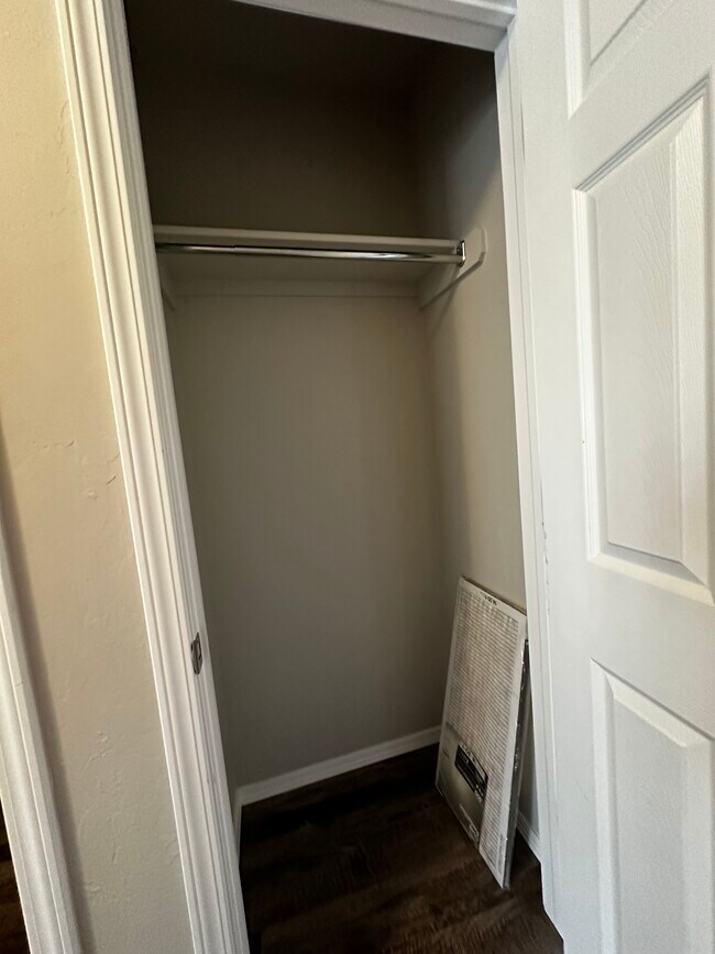 Coat Closet - 1218 Flint Way