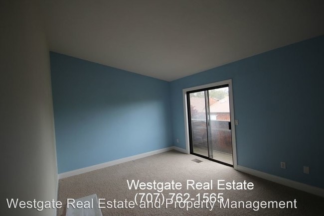 Building Photo - 3 br, 3.5 bath House - 1 Liberty Lane