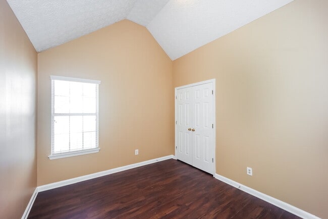 Building Photo - 4414 Gladewood Run