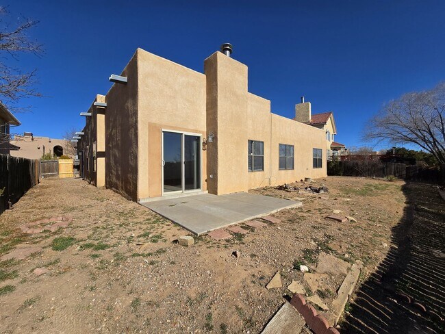 Building Photo - 4223 Sundance St