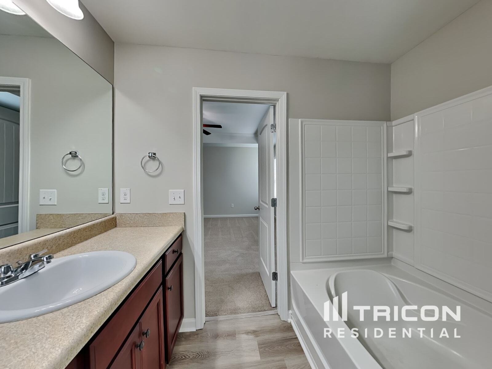 Building Photo - 10 Longleaf Cir