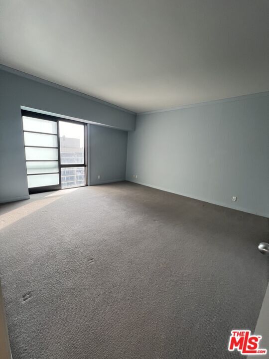 Building Photo - 10445 Wilshire Blvd