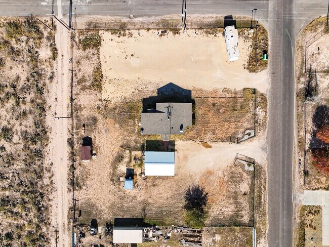 Building Photo - 3519 N Northstar Ave