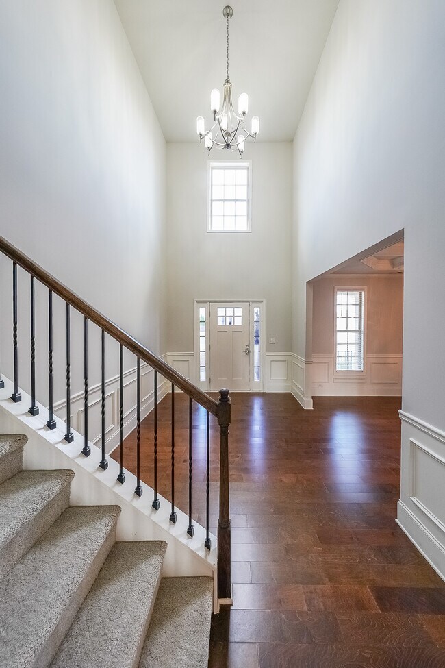 Building Photo - 408 After Glow Smt