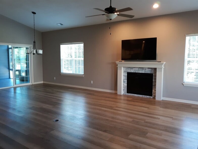 Building Photo - 136 R. de Villas Cir