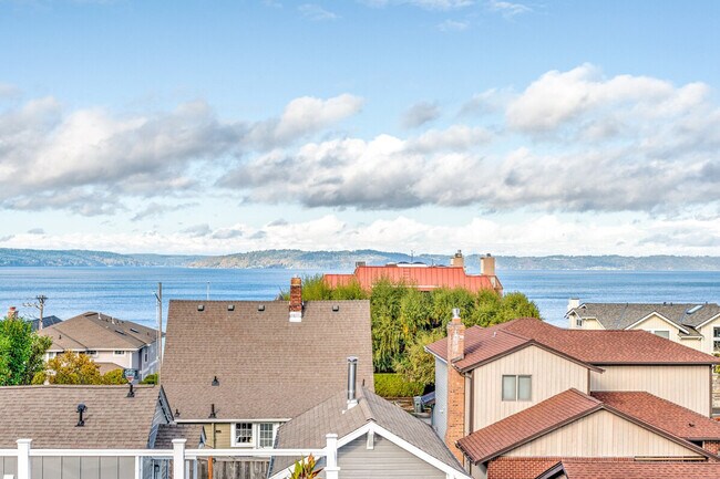 Building Photo - 2724 N Starr St