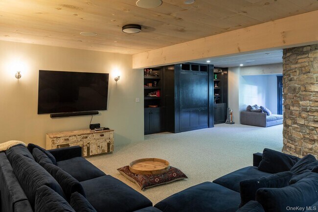 Building Photo - 4-6 Old Primrose Hill Rd