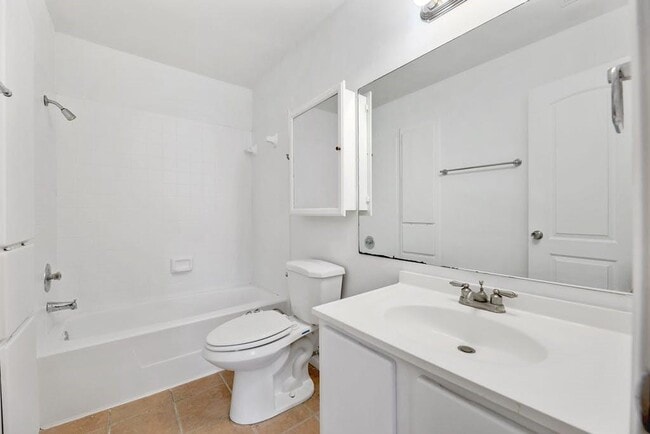 Building Photo - 7601 Woodstone Cove