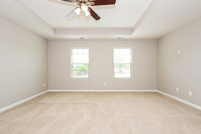 Building Photo - 1335 Elmstead Pl