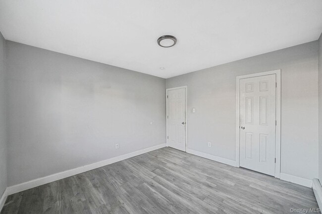 Building Photo - 110 2nd Ave