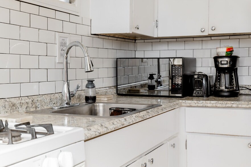 Building Photo - 91-839 Pohakupuna Rd