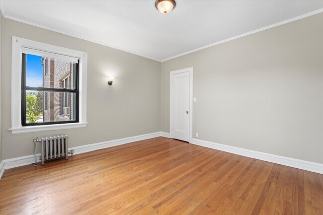 Building Photo - 44 Lawton Rd