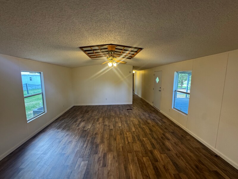 Building Photo - 1341 County Rd 1135