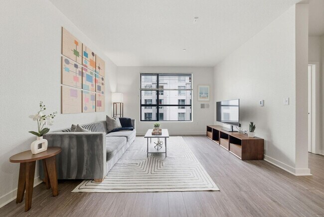 Primary Photo - 1155 4th St