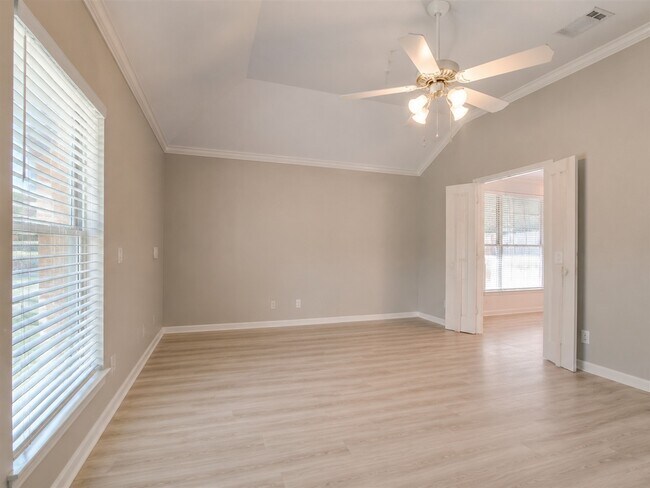 Building Photo - 1107 Parkhaven Ln