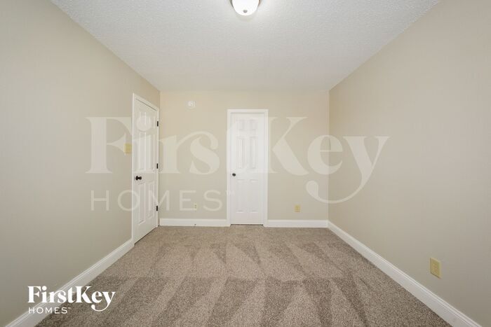 Building Photo - 9486 Lantern Ln